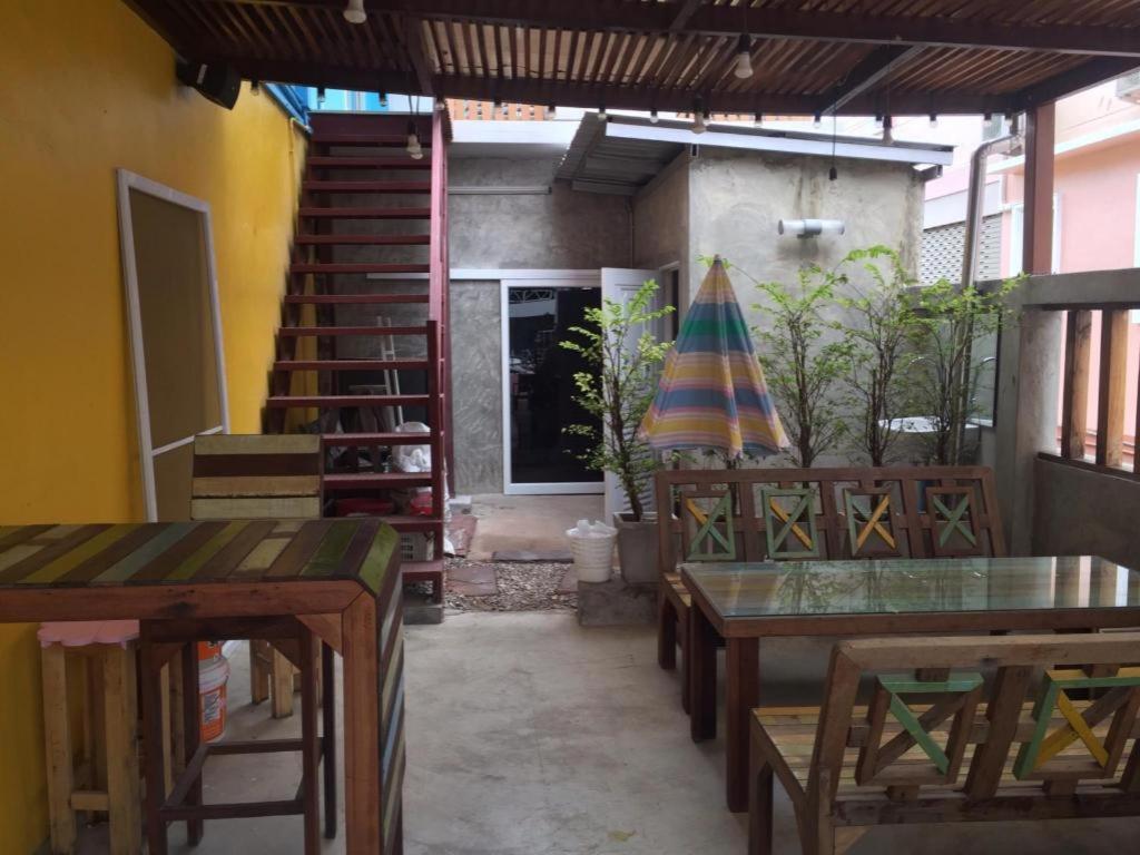 De Hostel Prachuap Khiri Khan Dış mekan fotoğraf